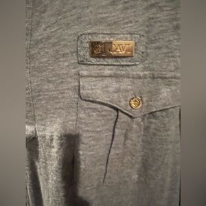 Gray long sleeve shirt